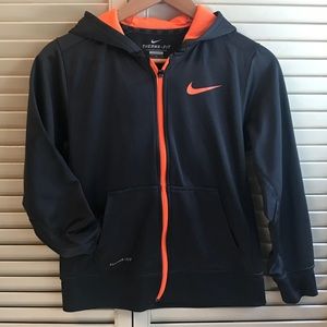 Nike Therma-Fit Black Hoodie Boys Large (10/12)